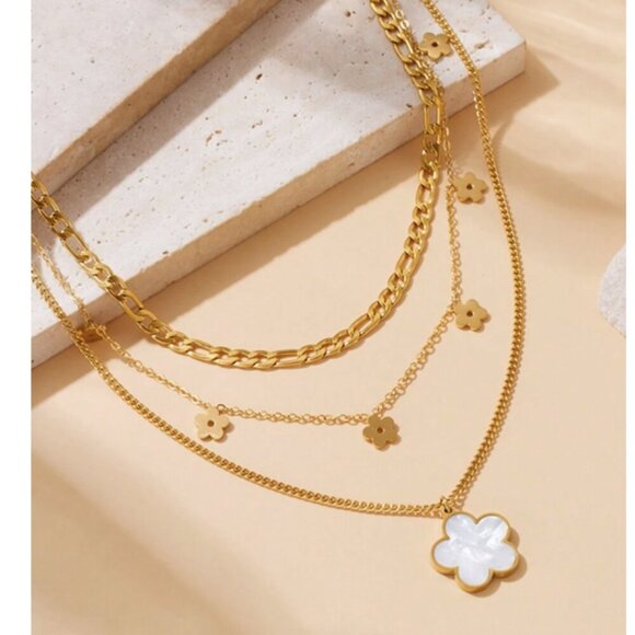 18K Gold Filled Layered Clover Mother of Pearl Necklace Set - Picture 2 of 4